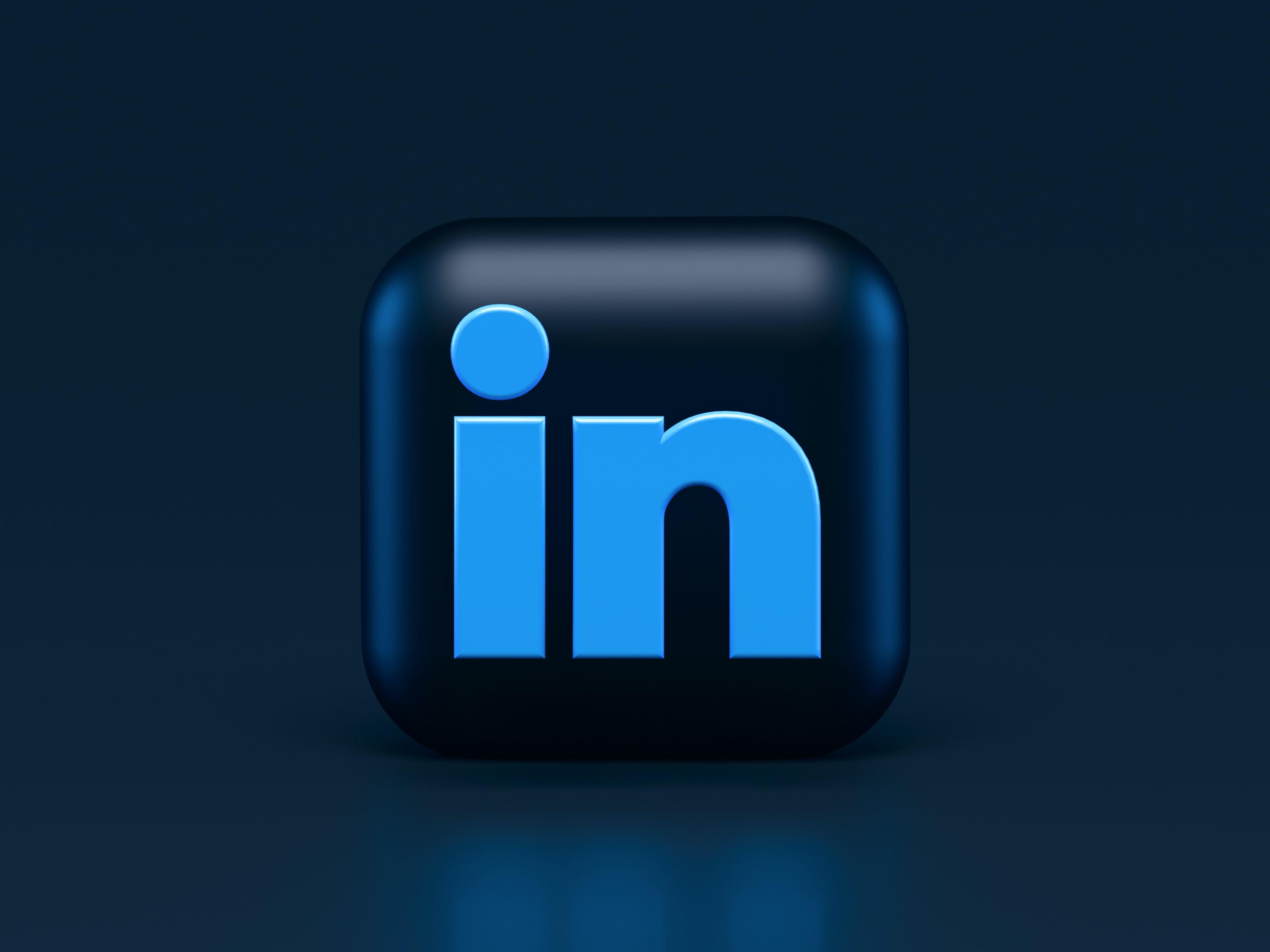 3 ways to recruit developers on LinkedIn